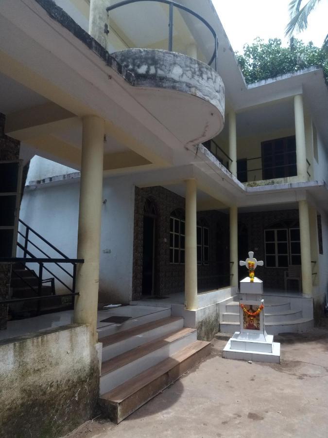 Arambol Residensea Hostel Bagian luar foto