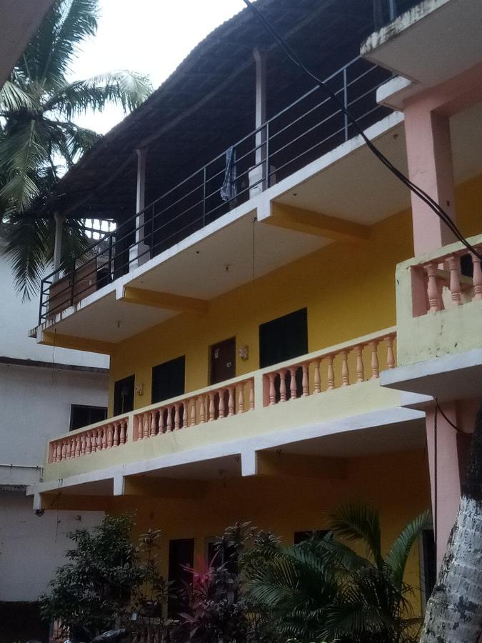 Arambol Residensea Hostel Bagian luar foto