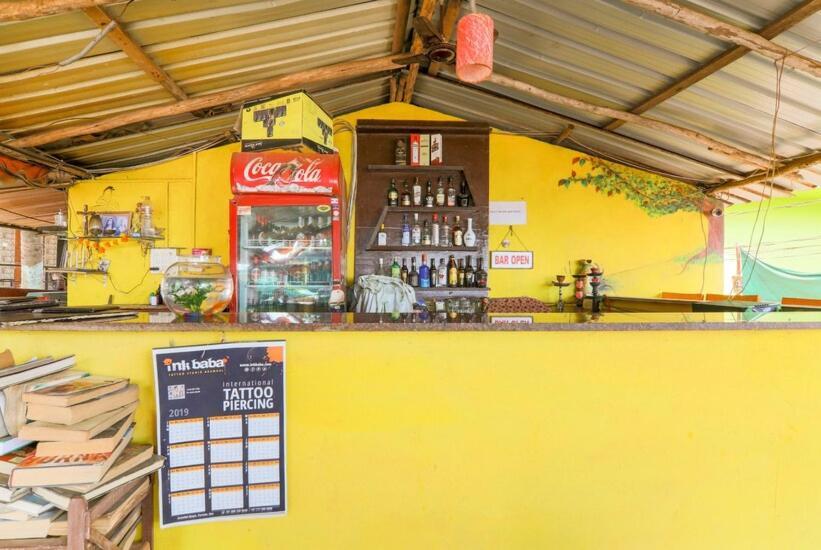Arambol Residensea Hostel Bagian luar foto