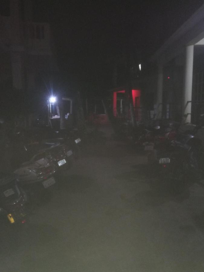 Arambol Residensea Hostel Bagian luar foto
