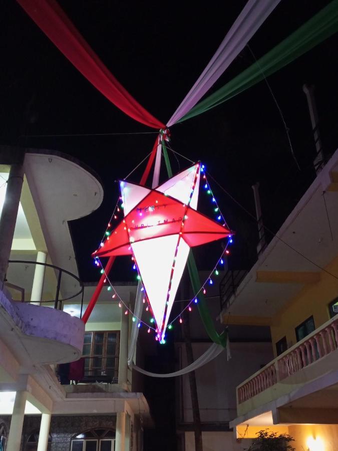 Arambol Residensea Hostel Bagian luar foto
