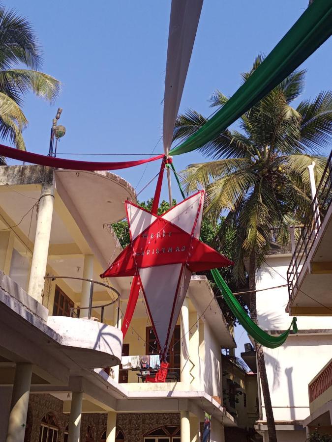 Arambol Residensea Hostel Bagian luar foto
